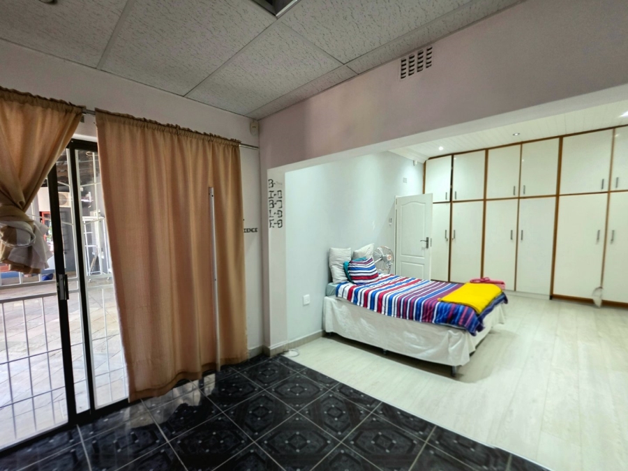 5 Bedroom Property for Sale in Keidebees Northern Cape